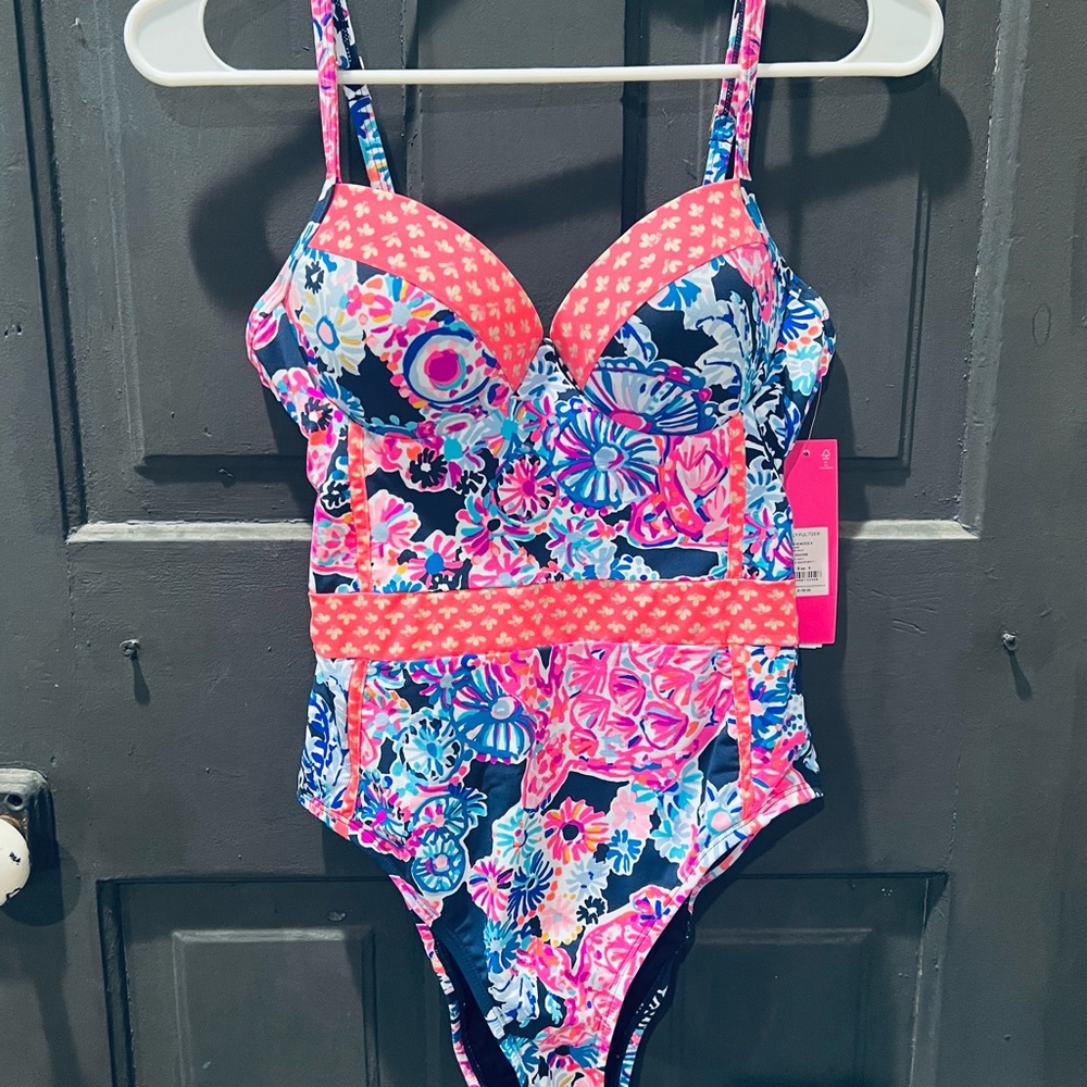 Lilly Pulitzer Palma One Piece Swimsuit NWT Size 6
